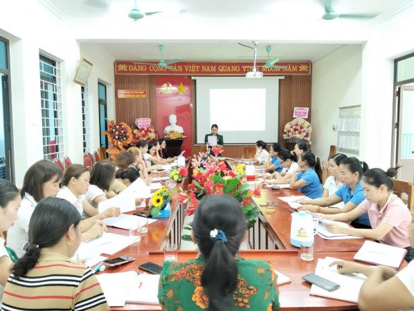 Họp chi bộ tháng 4- 2025